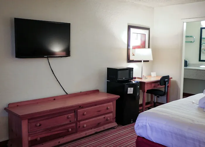 Dreams Hotel Mattoon