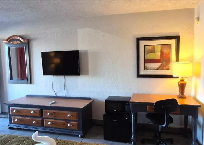 Hotel Dreams Mattoon