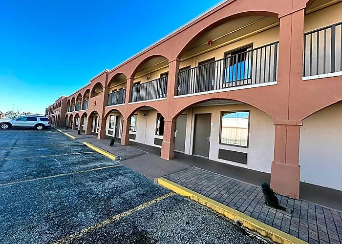Hotel Dreams Mattoon